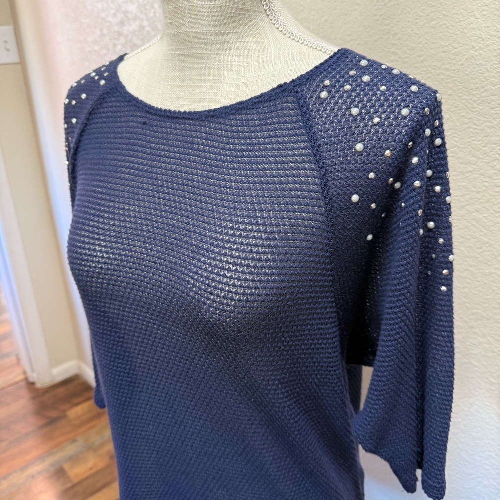 SJS Navy Pearl-Stud Shoulder Knit Top - Size Large